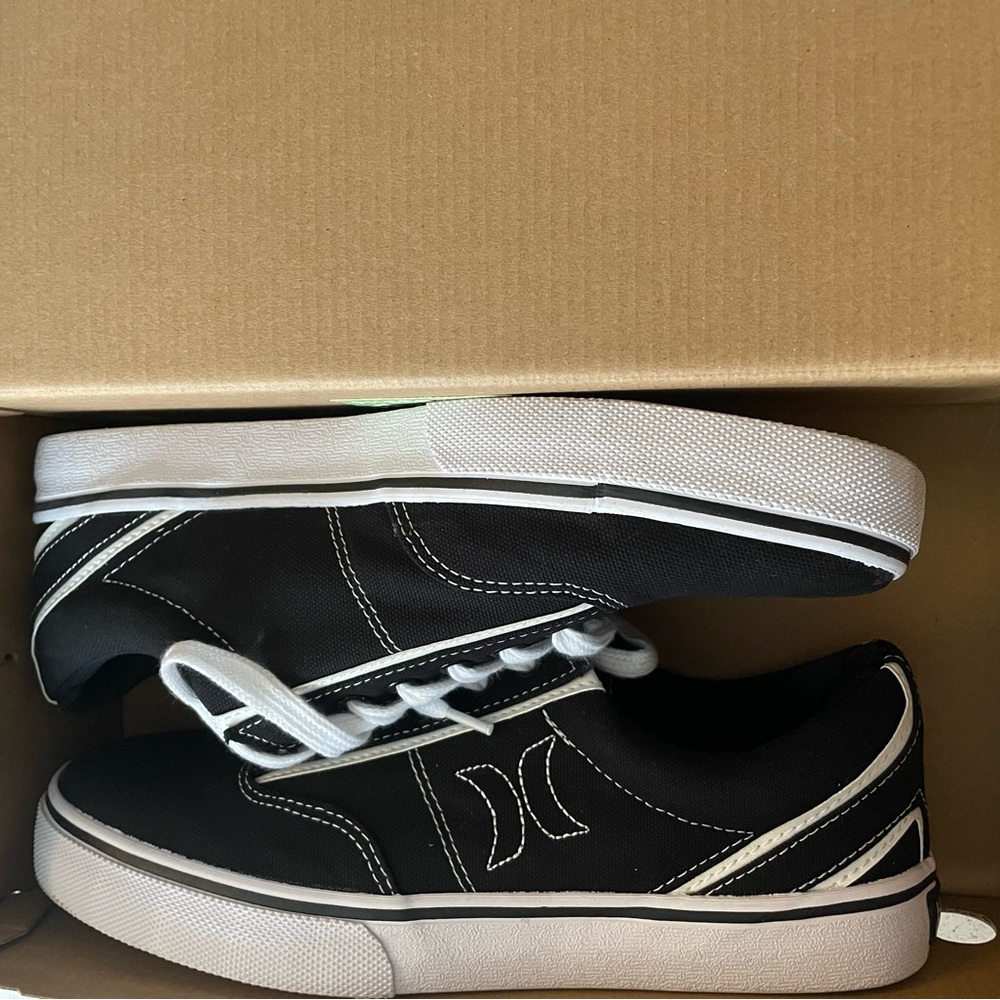 Men’s Hurley shoes